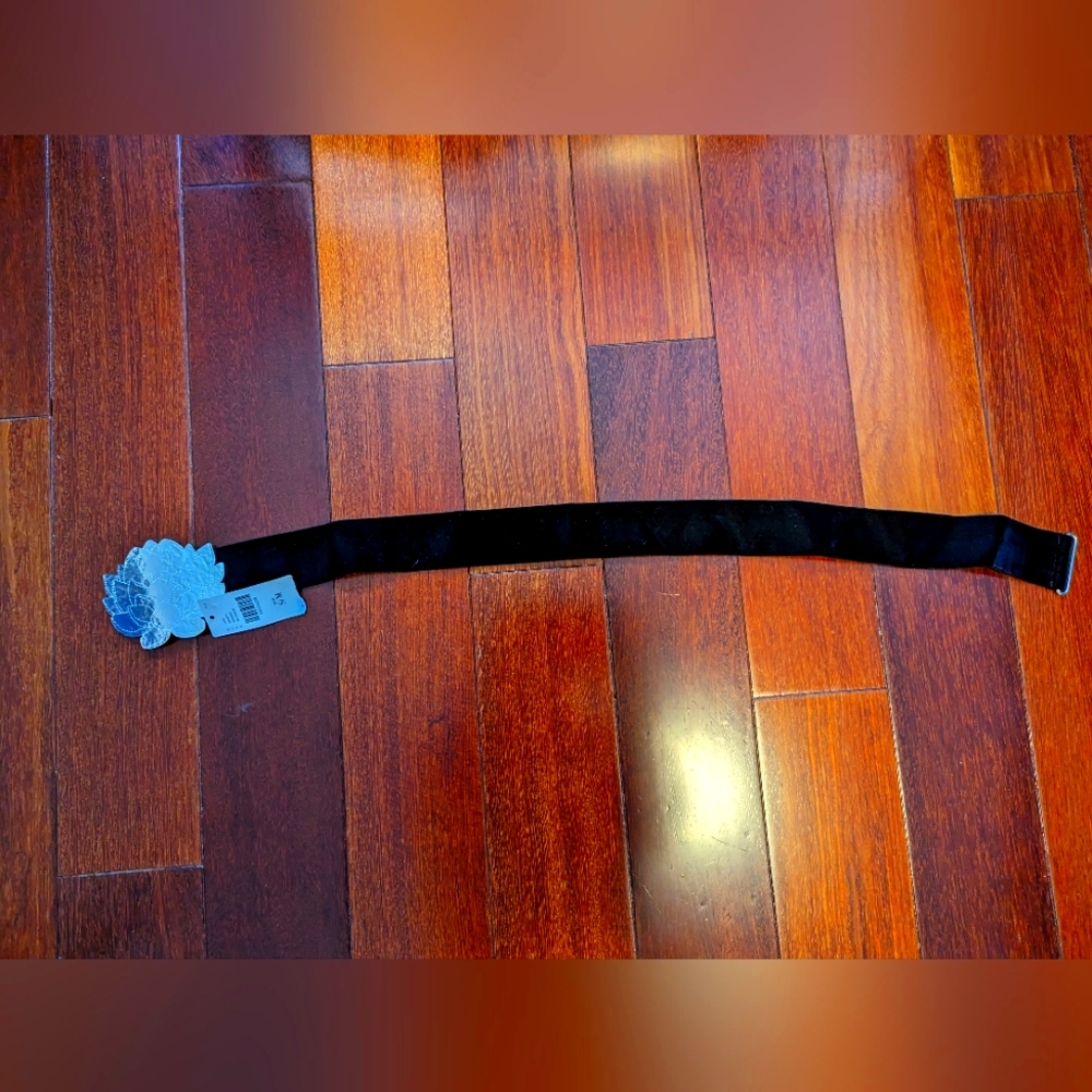 Anthropologie silver lotus black velvet belt